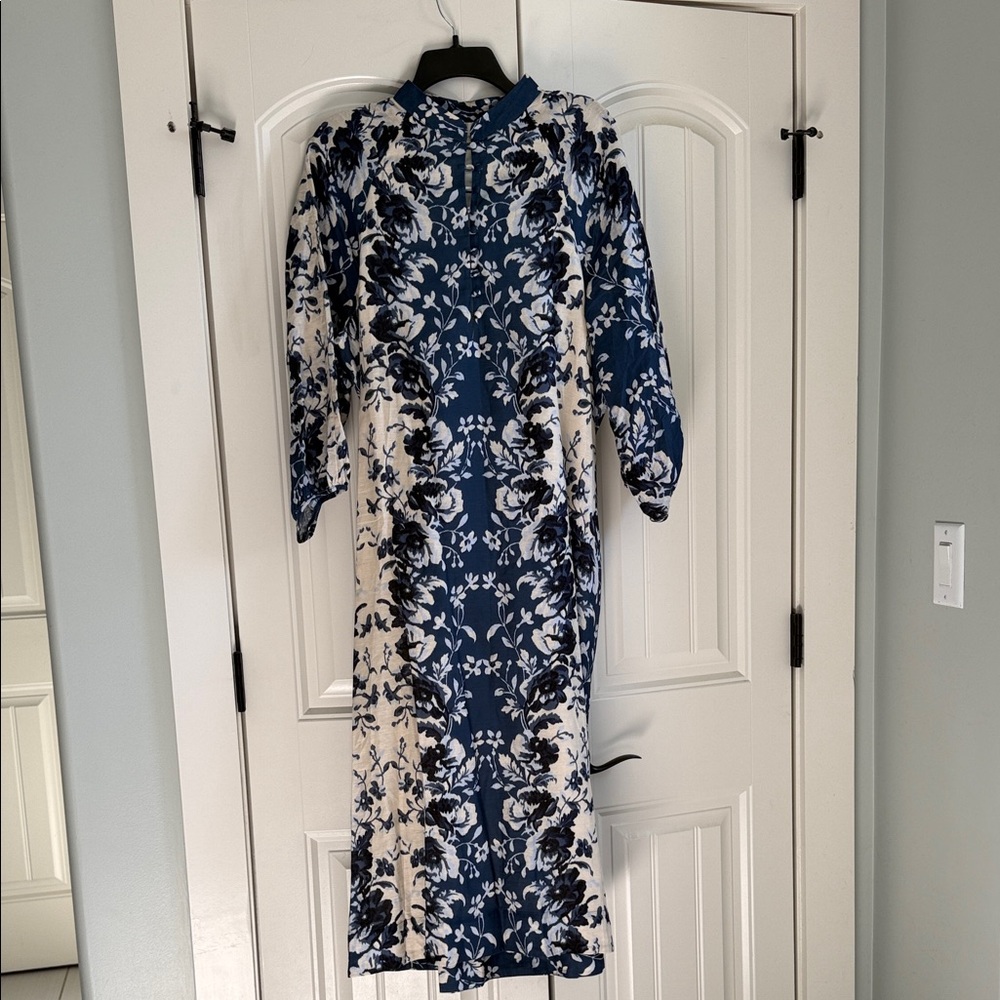 Tuckernuck Navy and White Floral Long Sleeve Dress — NEW — NEVER WORN!